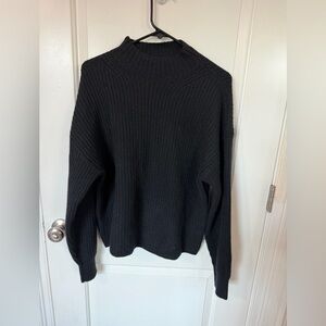 Old Navy SoSoft Black Cropped Mock-Neck Sweater - Size Medium